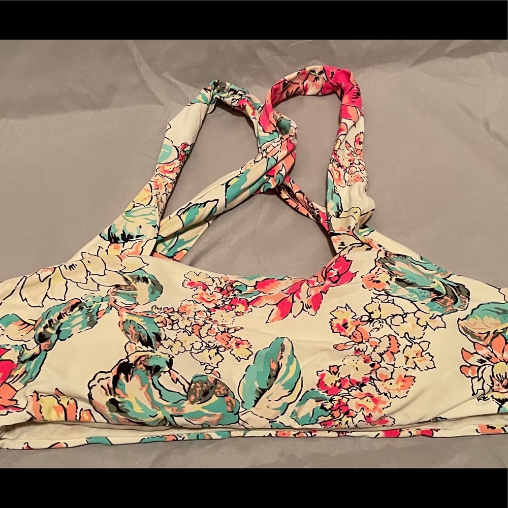 Floral Billabong bikini top
